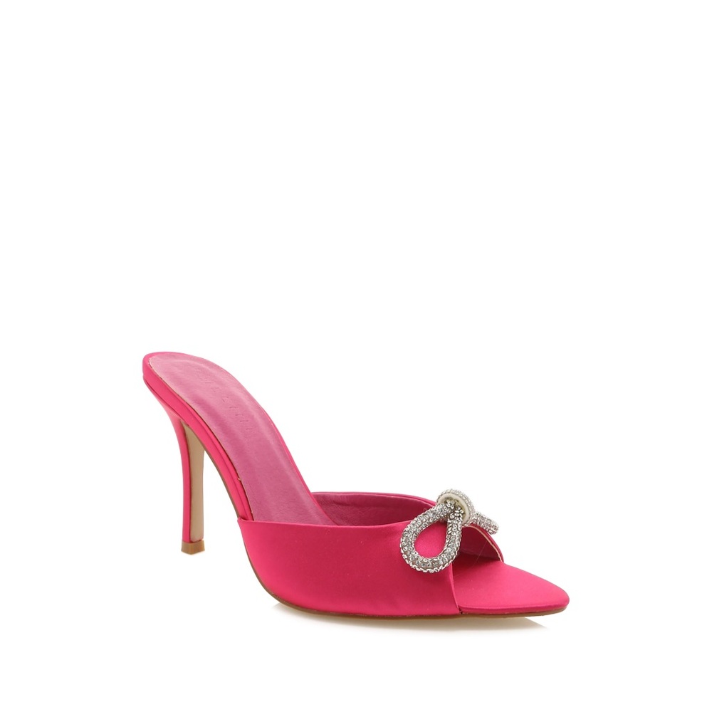 Billini Leilah - colour raspberry satin - size 6